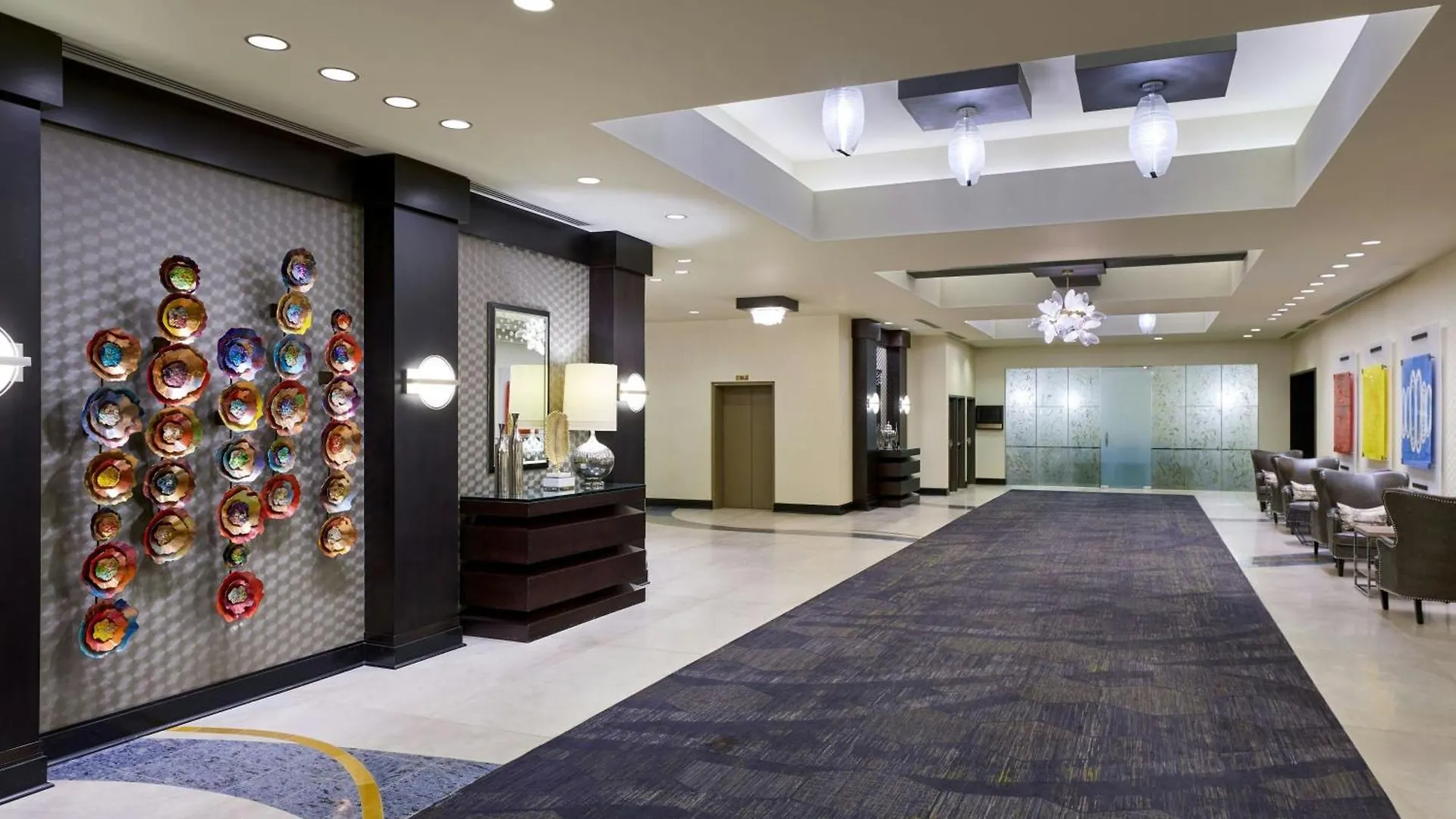 Renaissance Phoenix Downtown Hotel