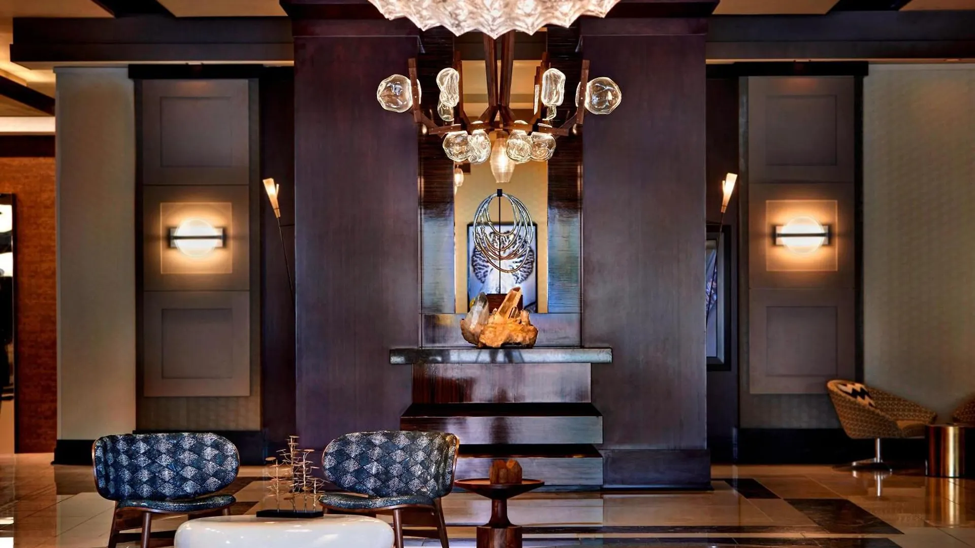 Renaissance Phoenix Downtown Hotel