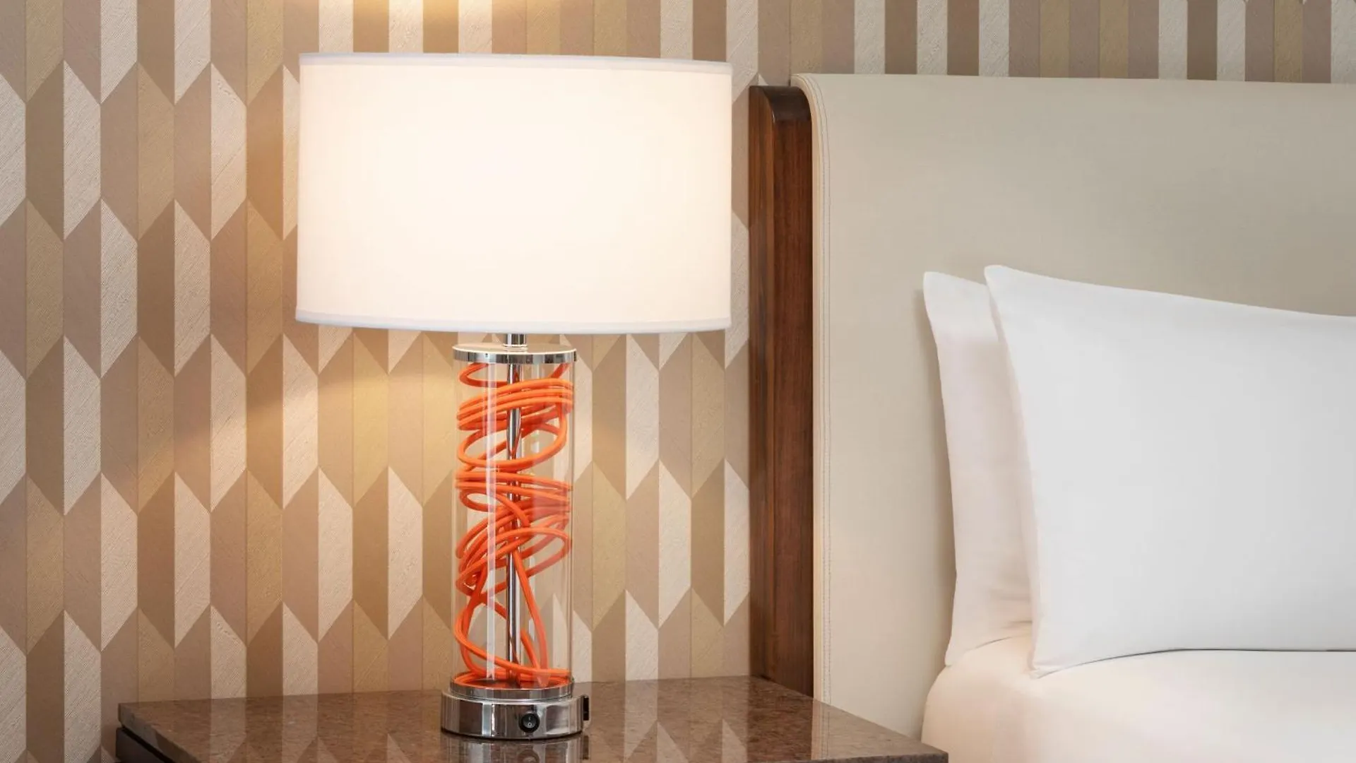 Renaissance Phoenix Downtown Hotel 5*,  United States